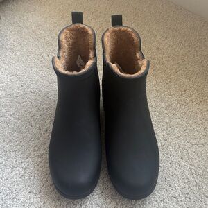 Women's Chooka Black Fleece-Lined Ankle Rain Boots